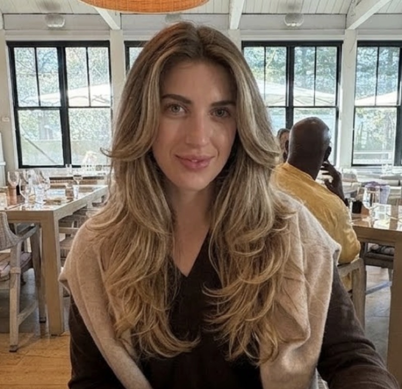 Oli, Founder & CEO of Tok-Vibes